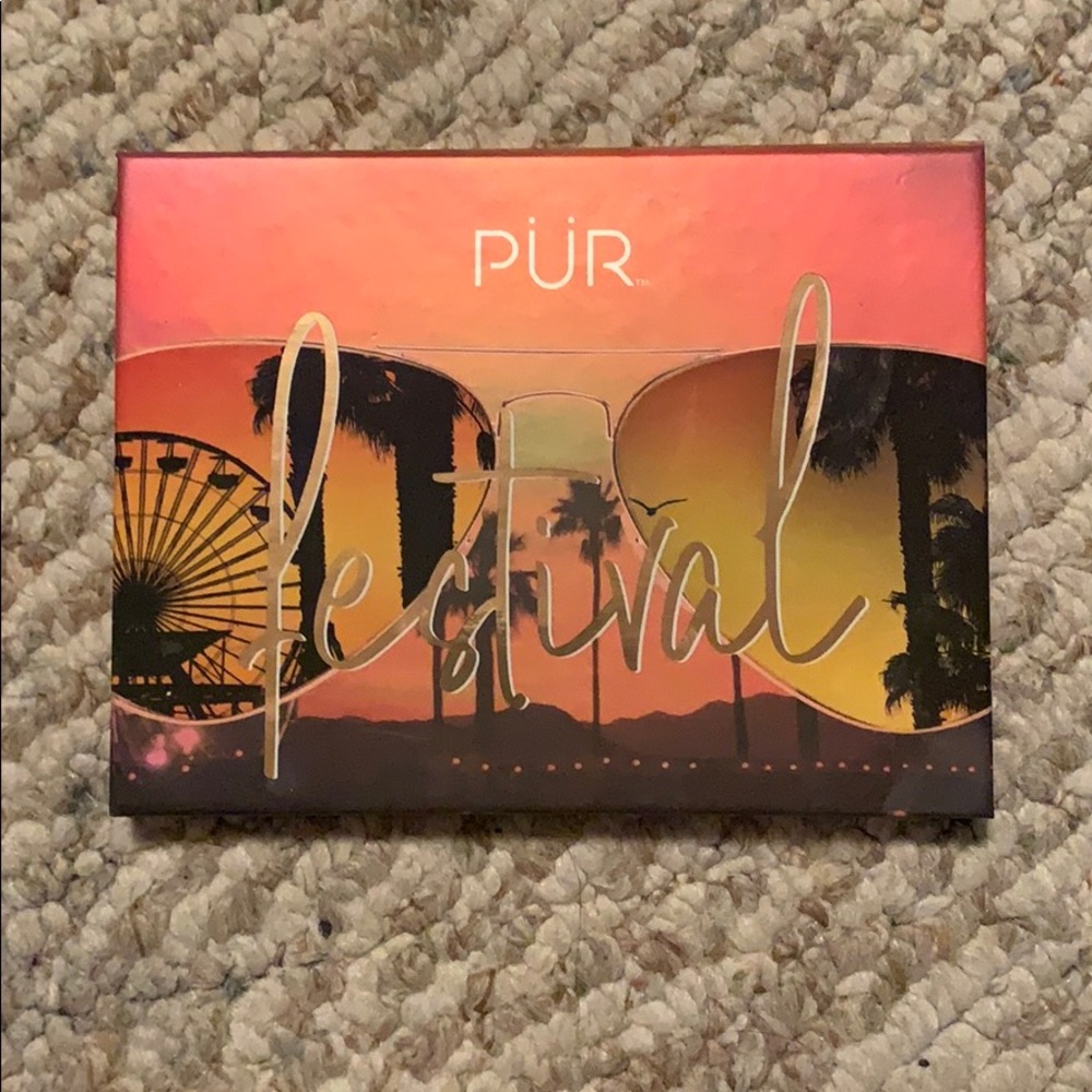 Makeup Bundle - Picture 3 of 3